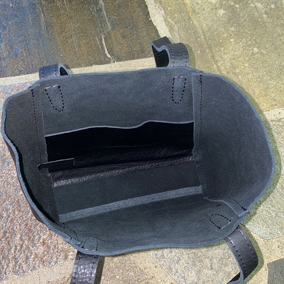 Pebbled Black Small Juliette Tote Bag - Picture 8 of 12